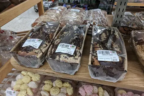 Devine Cakes And Tearoom photo 2